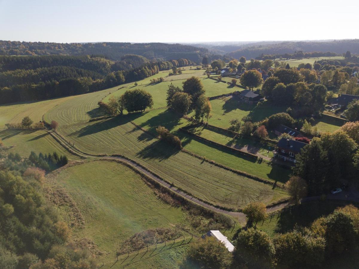 Villa Le Milan Royal 26 pers, Malmedy, Balnéo, vue, calme Esterno foto